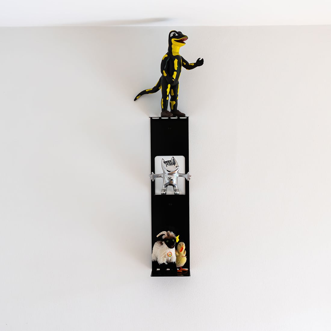 1210 F Booksbaum Wandregal Ambiente2